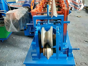 角鐵成型機(jī)的使用與調(diào)試